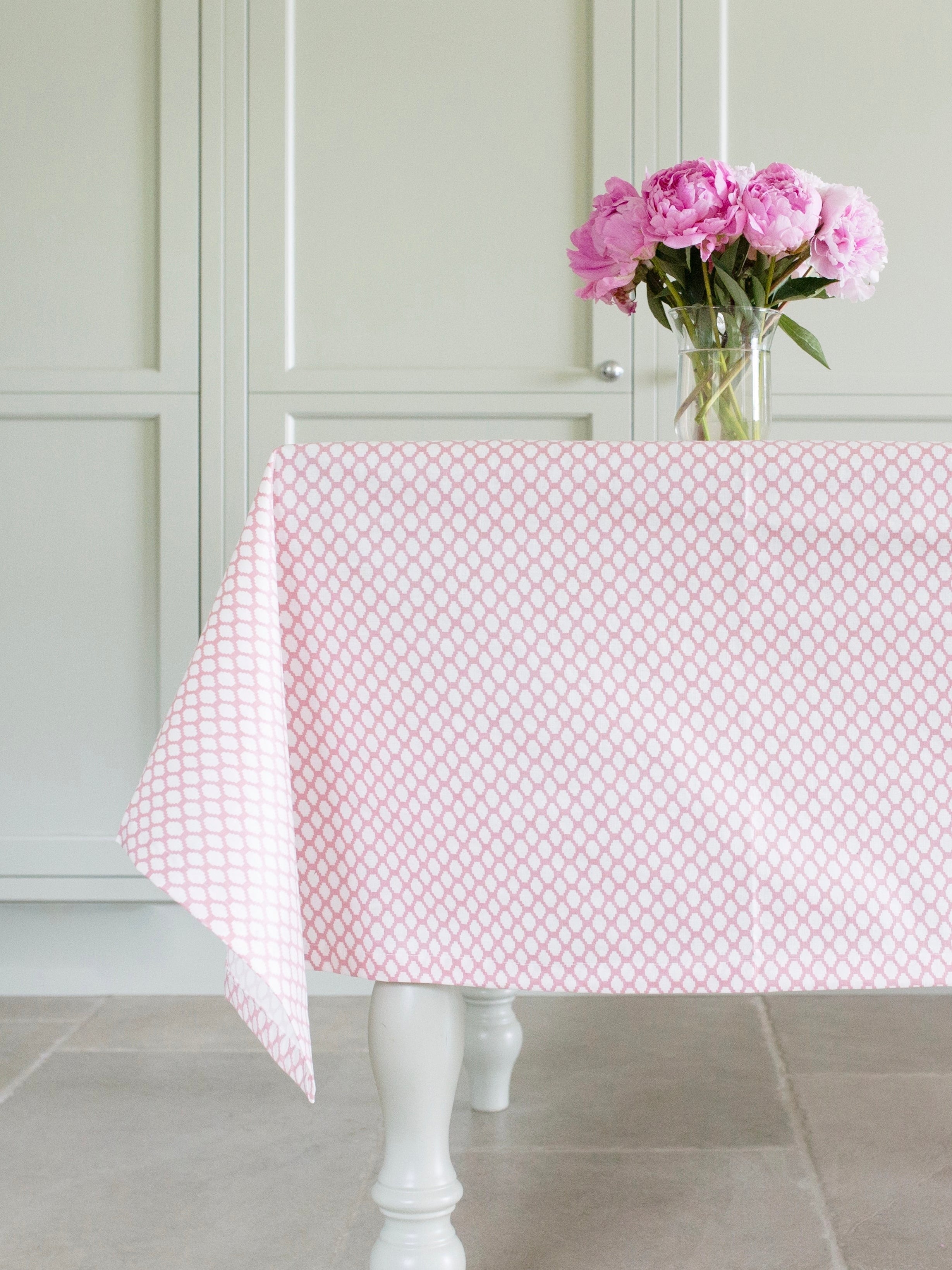 JEMIMA OILCLOTH IN ROSE - LARGE AND MEDIUM