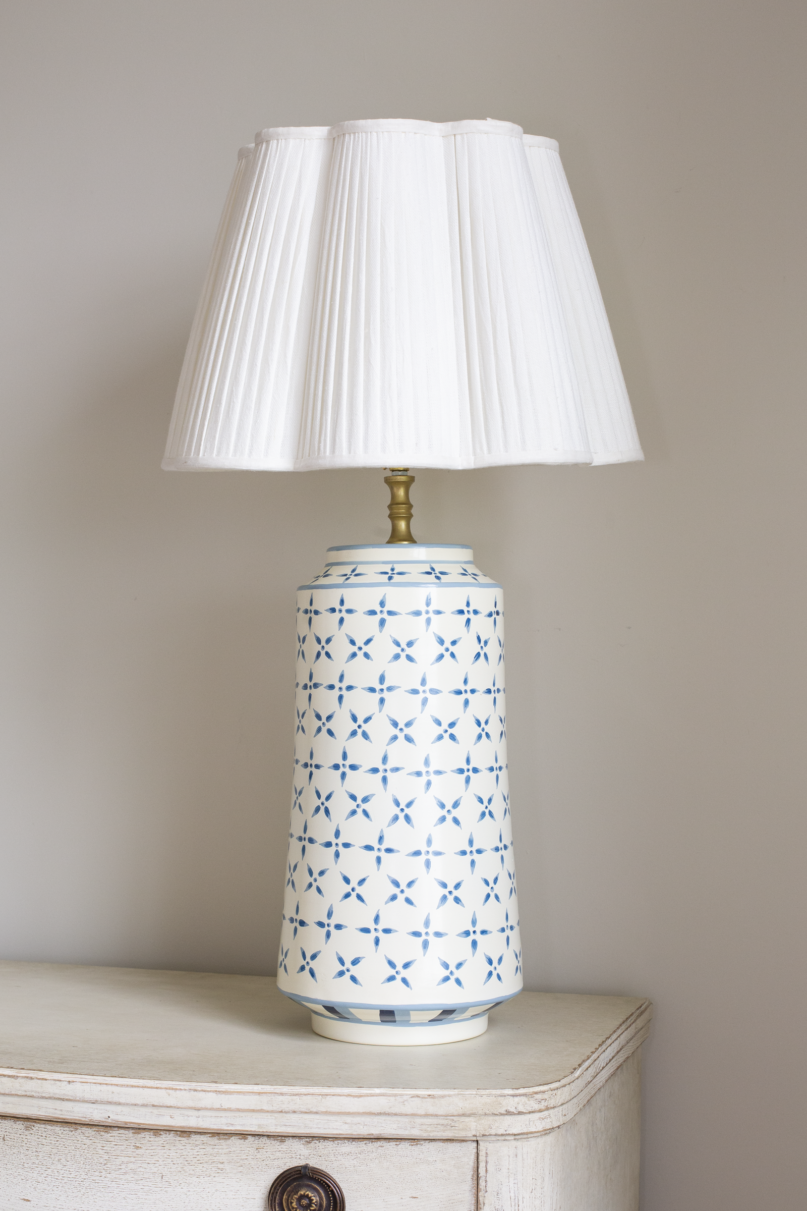 CRISS CROSS LAMP BASE - LARGE AND SMALL