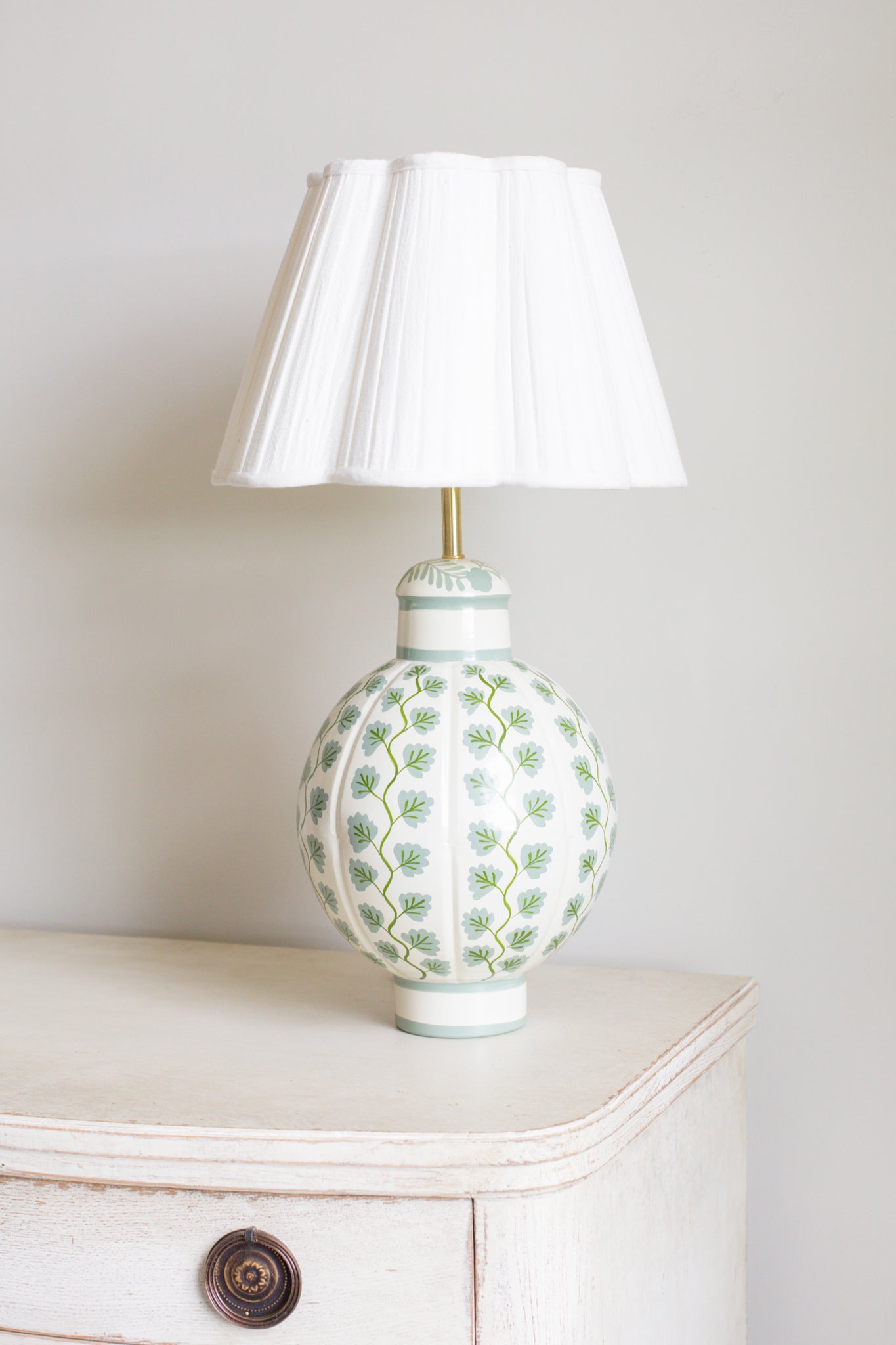 GREEN VINE PUMPKIN LAMP