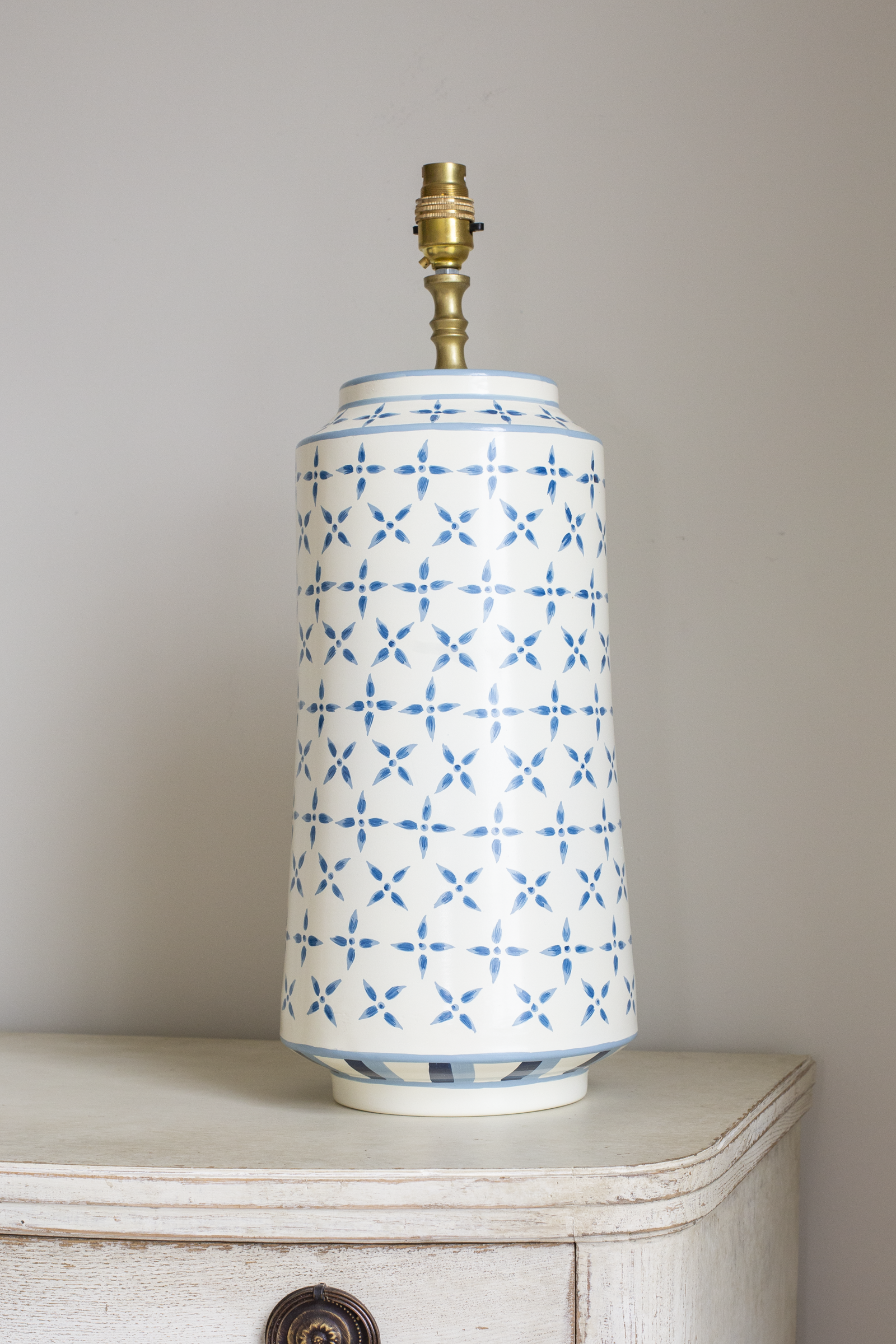 CRISS CROSS LAMP BASE - LARGE AND SMALL
