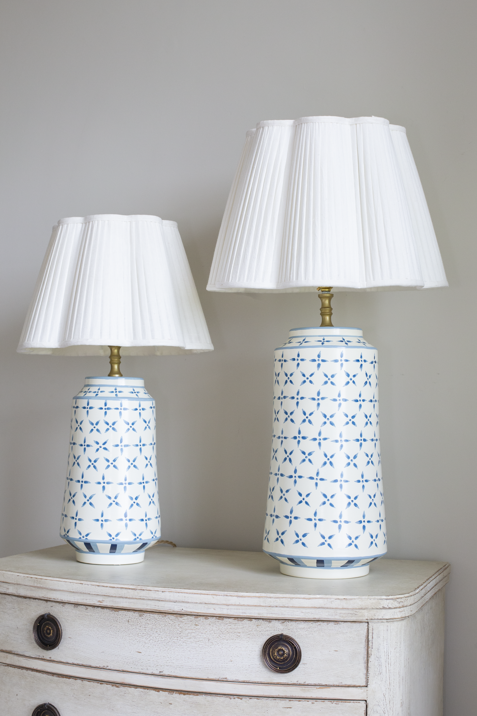 CRISS CROSS LAMP BASE - LARGE AND SMALL