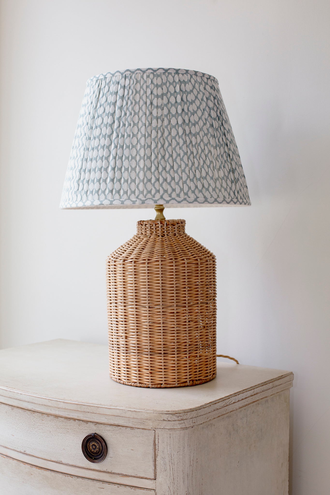 RATTAN MILK CHURN LAMP BASE