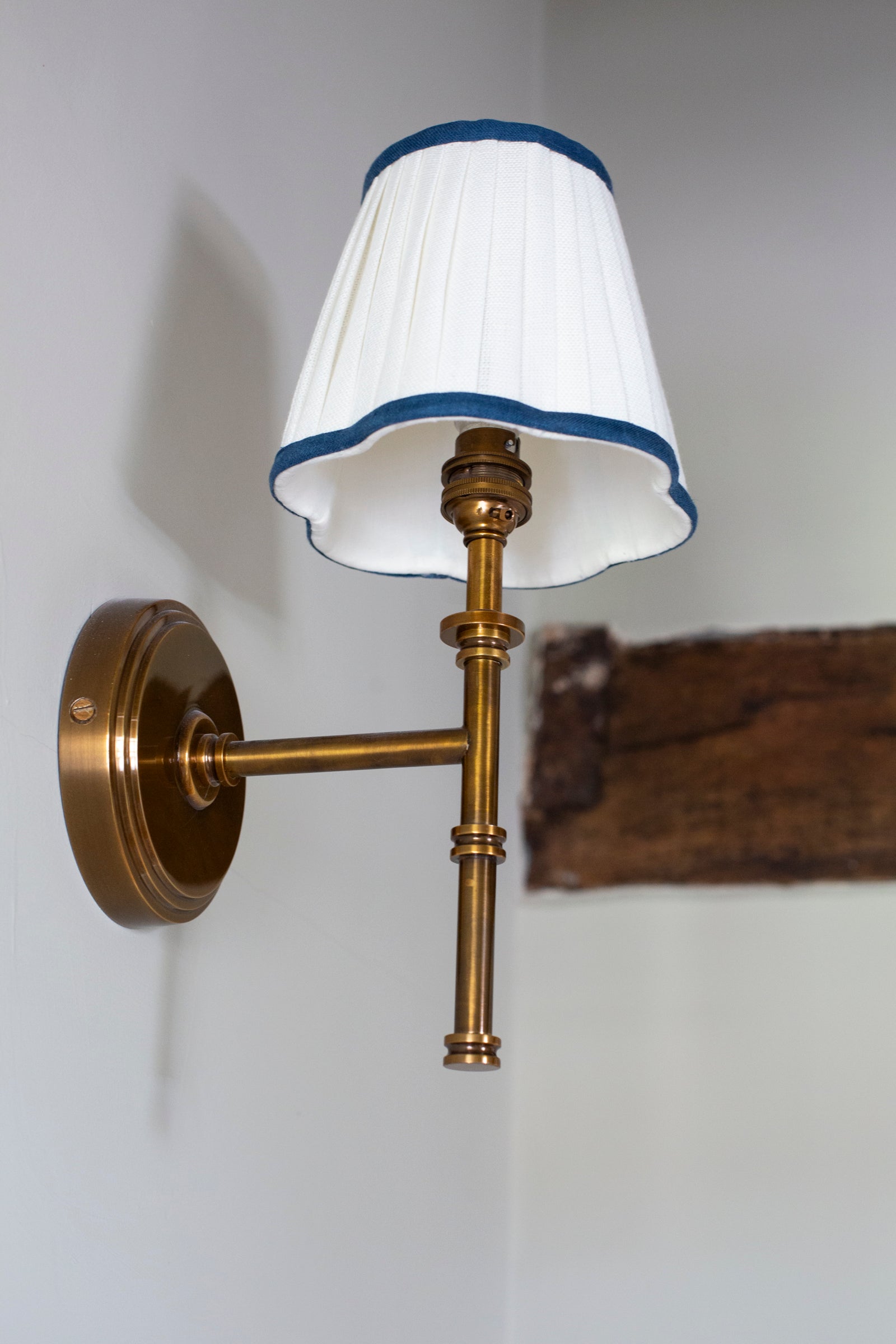 OTTILIE LAMPSHADE WITH NAVY TRIM - CANDLE CLIP