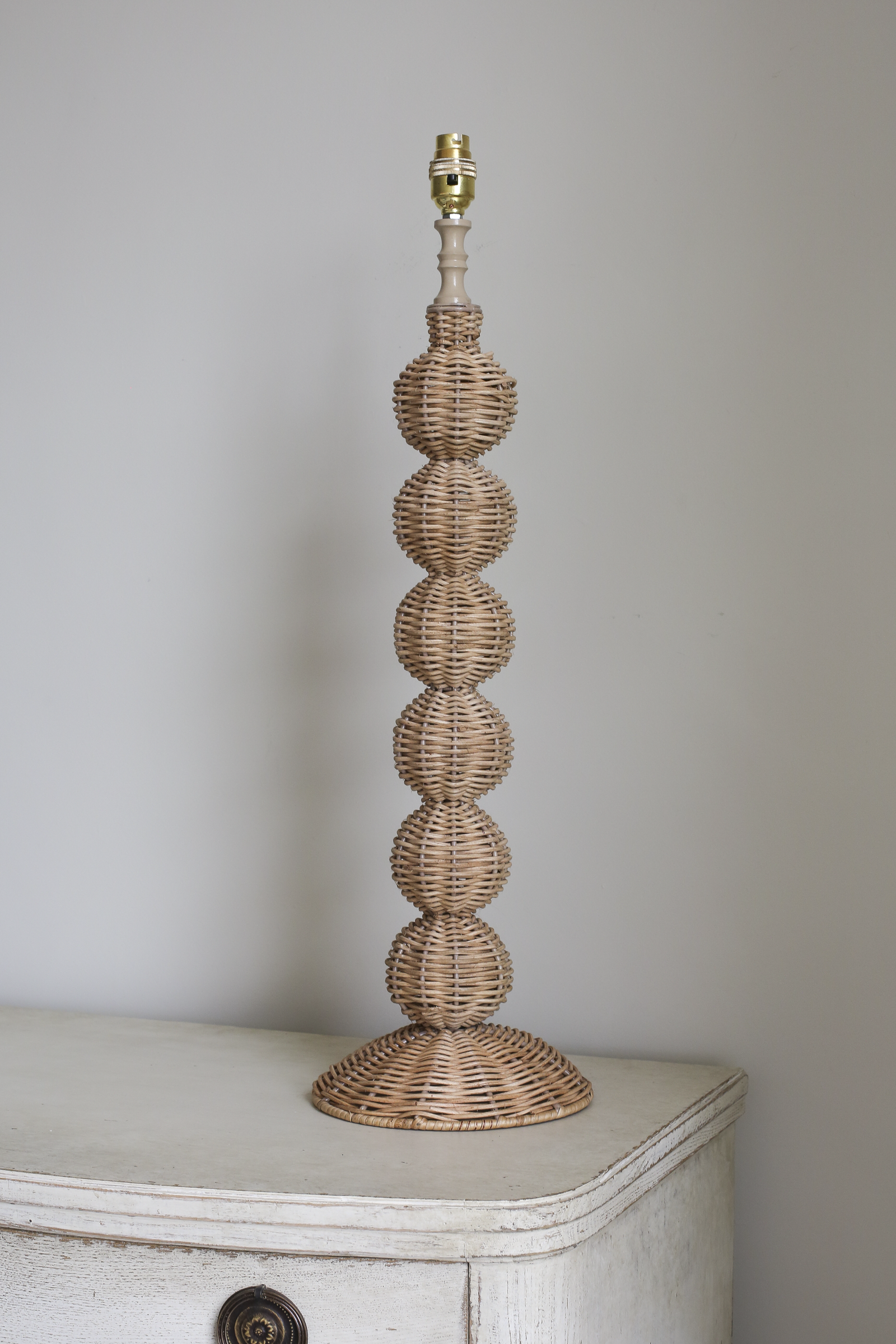 BOBBIN RATTAN LAMP BASE