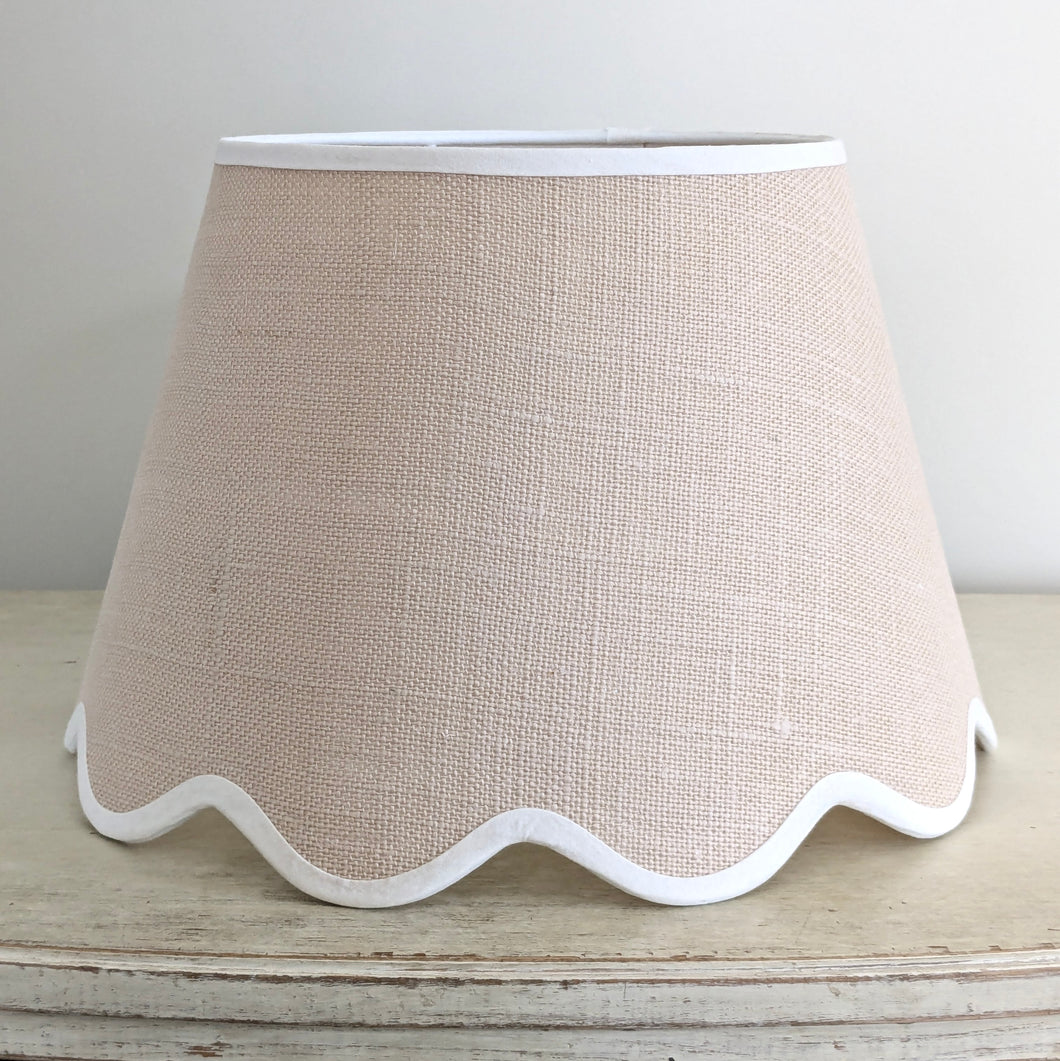 JUTE LAMPSHADE WITH AN IVORY TRIM