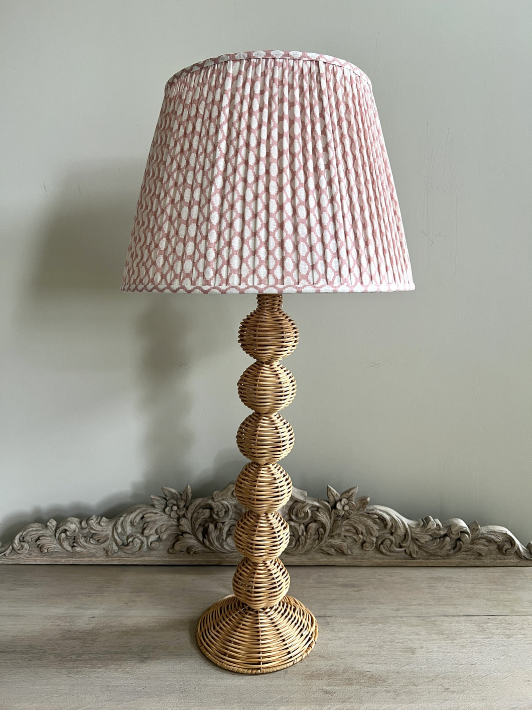 BOBBIN RATTAN LAMP BASE